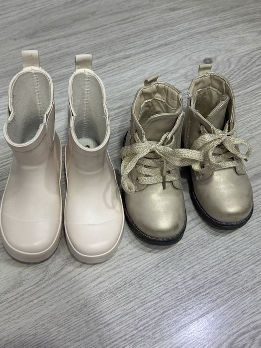 Продаю сапожки детские резиновые и демисезонные