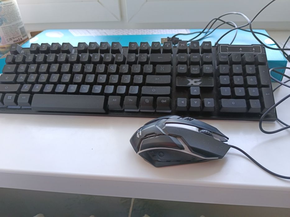 Клавиатура с мышкой