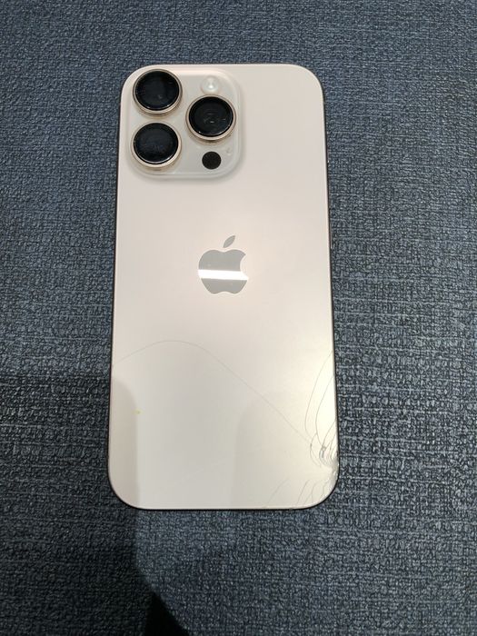 Iphone 16 pro 128gb desert