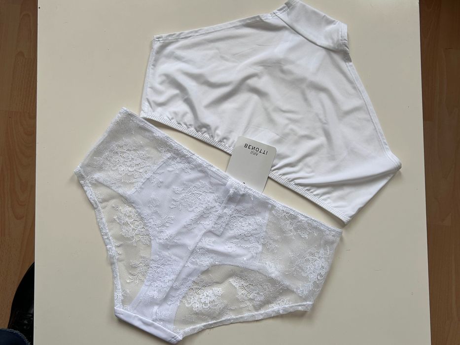 Ново бельо Spanx by Sara Blakely, Gina Benotti, etc