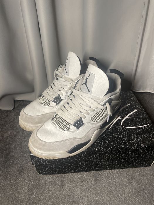 Jordan 4 military black