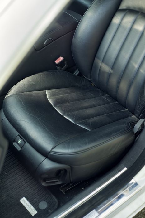 Dezmembrez Mercedes CLS350 benzina injector pompa sbc benzina amortizo