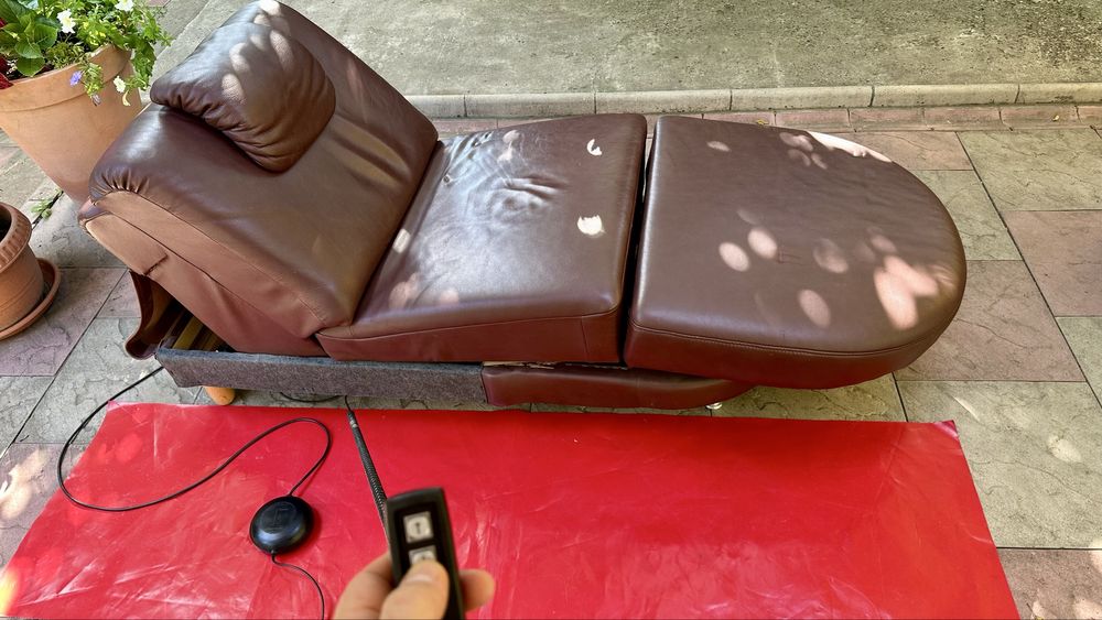 Canapea, fotoliu, divan din piele naturala, rabatabila cu telecomanda!