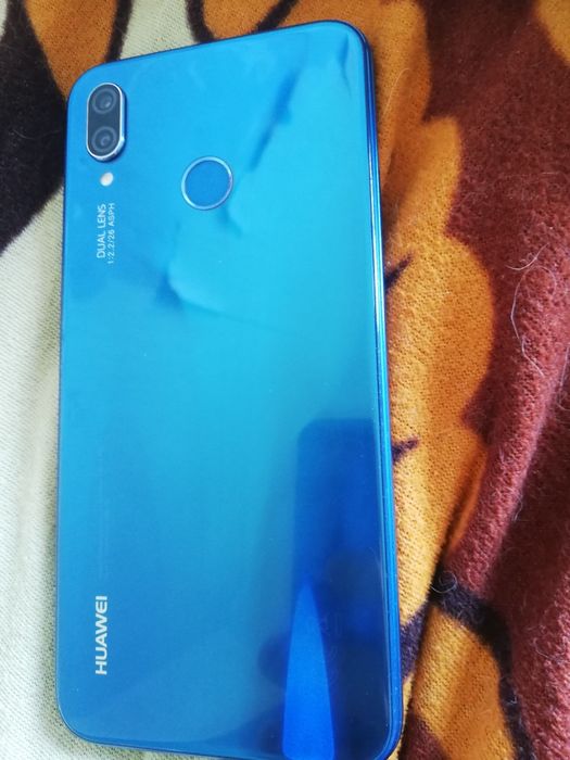 Отлично запазени, телефони