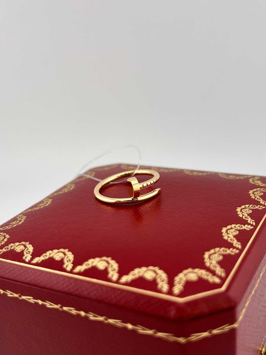 Кольцо Cartier Juste un Clou