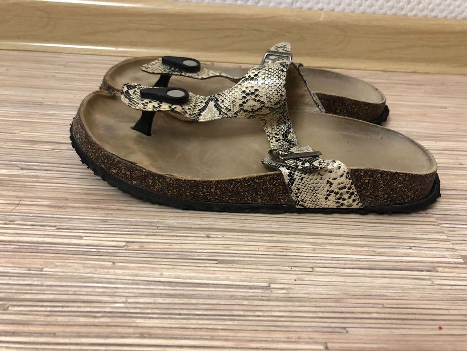 Продам сланцы/ шлепанцы