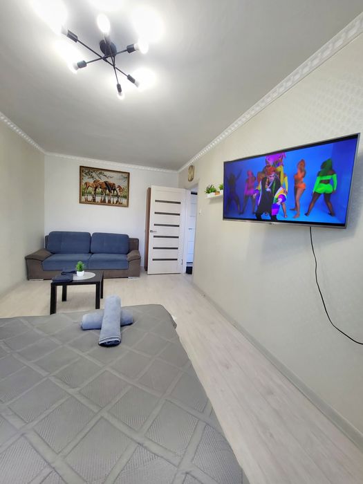 Чистая однушка посуточно, день ночь