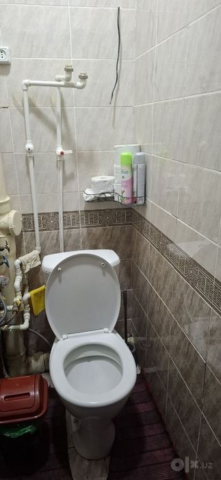 Нижний камсамолск,2хонали уй сотилади.