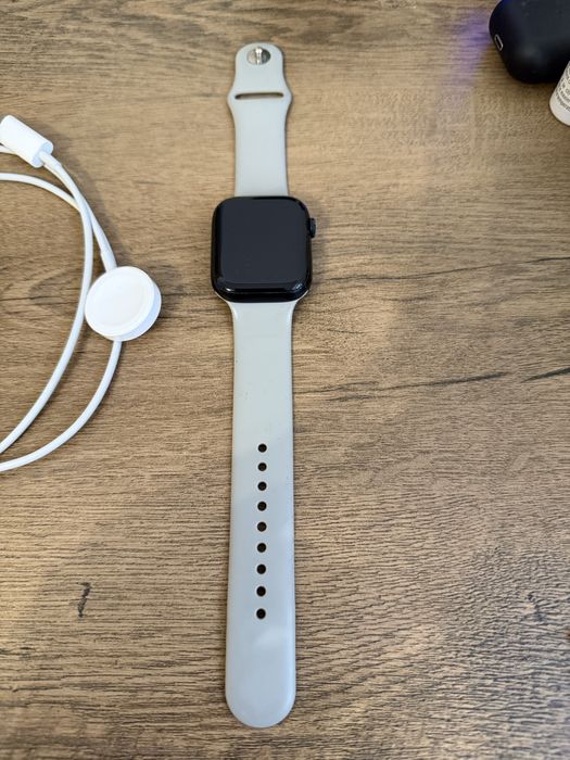 Apple Watch Series 8 , 45mm,GPS,,Aluminium