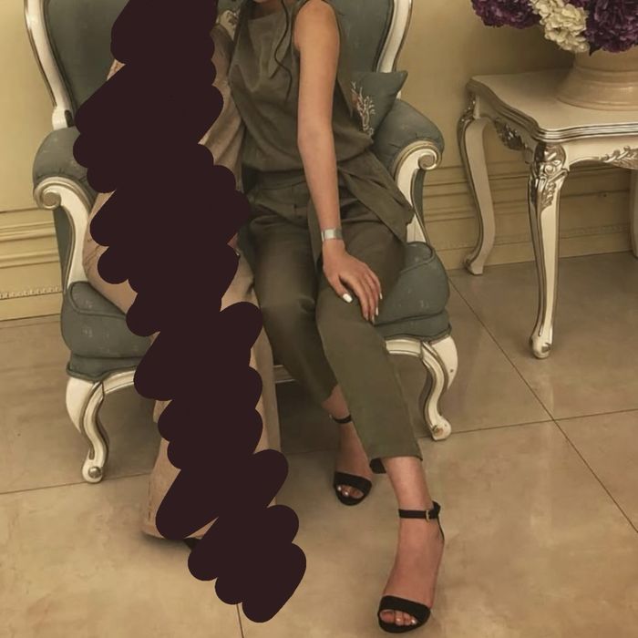 Два платья и комбинезон