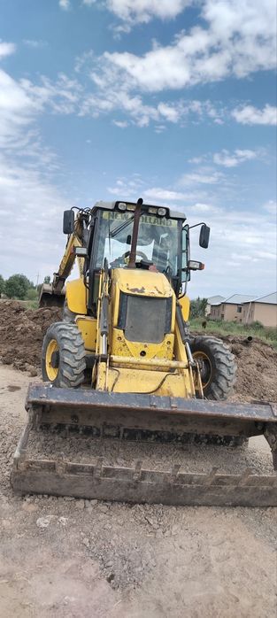 New Holland B90b