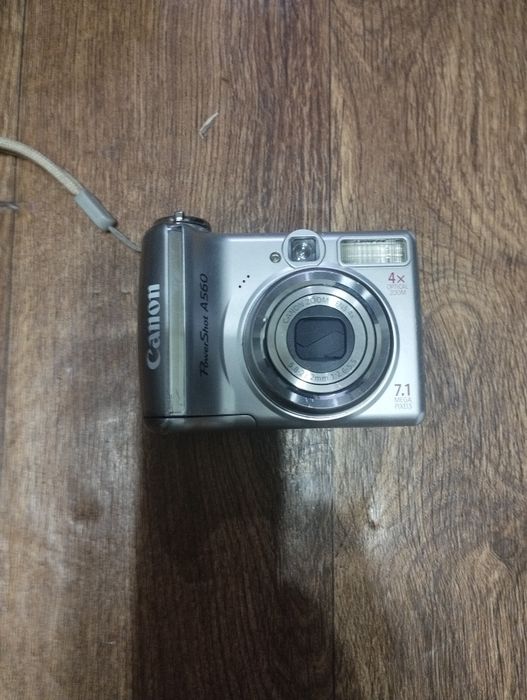 Продам видеокамеру и фотоаппарат
