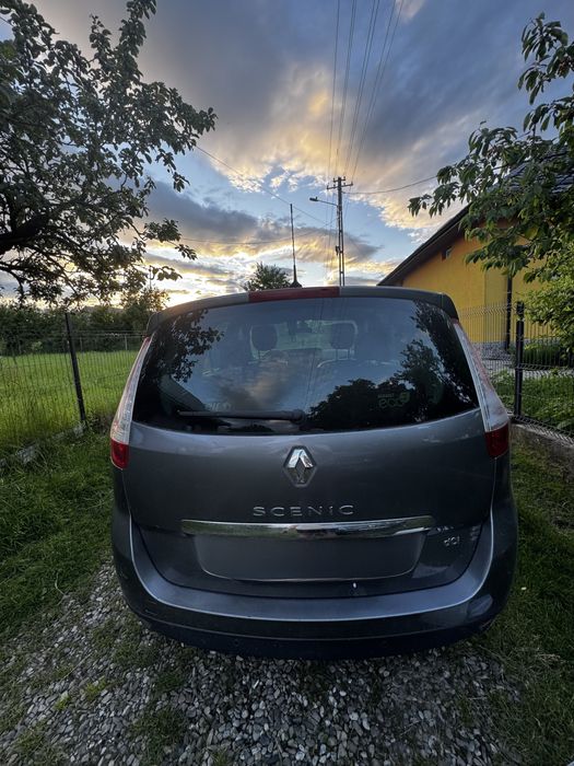 RENAULT Grand Scenic 2013 — imagine 3