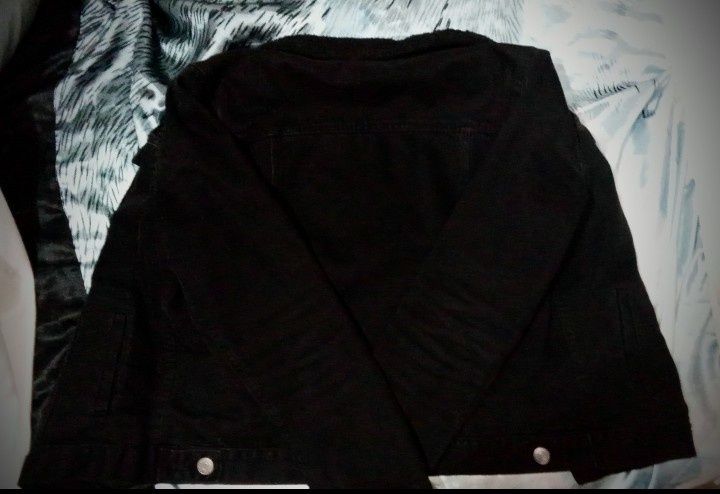 Geacă de blugi neagră / DENIM cu guler de blană