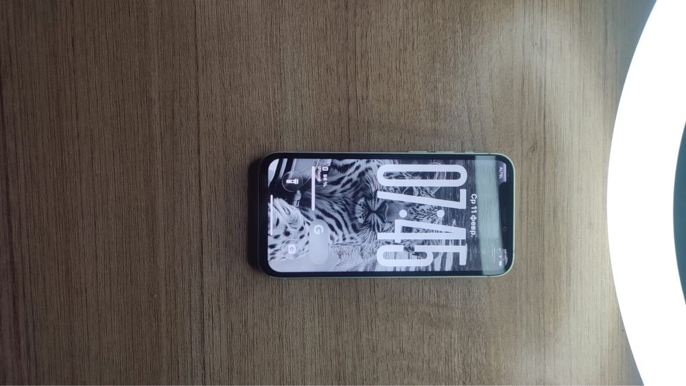 Обмениваю айфон 12 мини