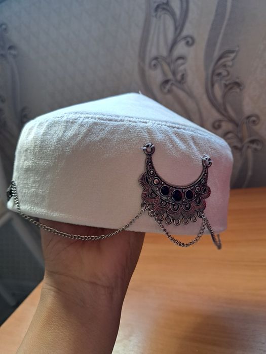 Женские национальные тюбитейки