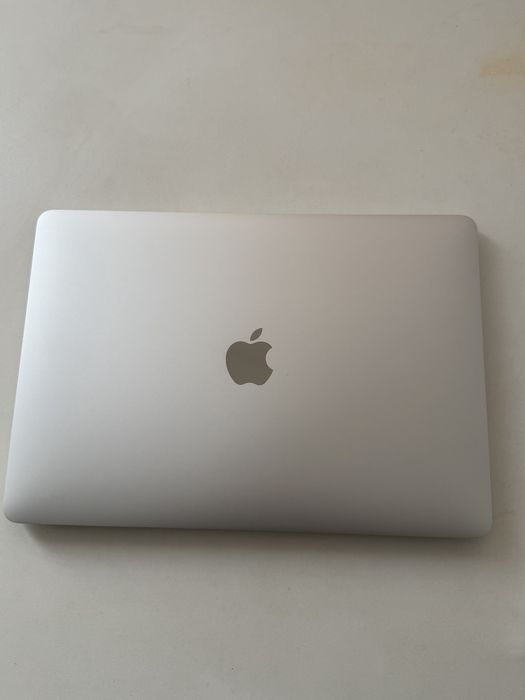Ноутбук Apple MacBook Air 13