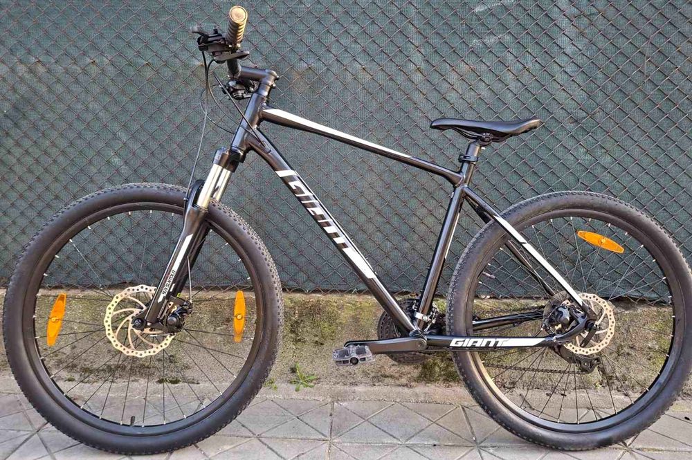 Giant ATX 29 цола L размер рамка 3х7 скорости Дискови спирачки