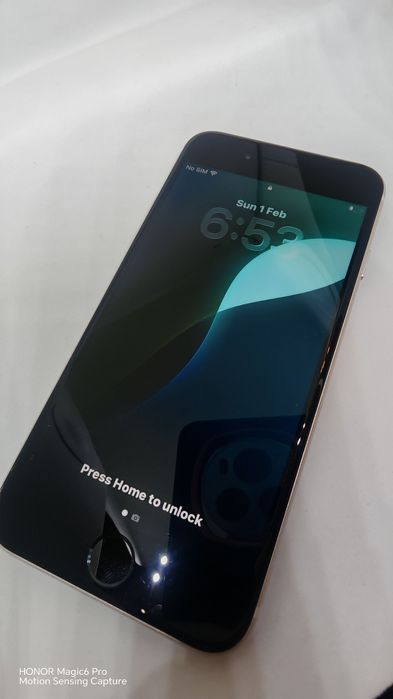 iPhone SE (2022) – 128GB