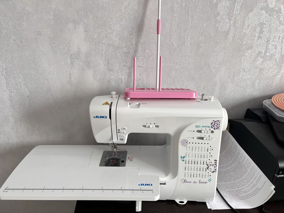 Швейная бытовая машинка