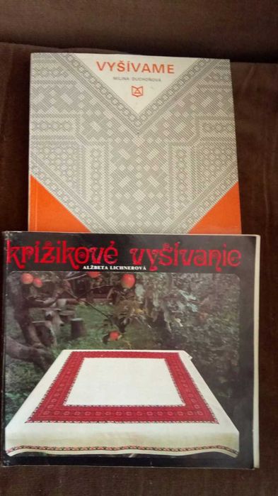 Продавам книги на чешки език