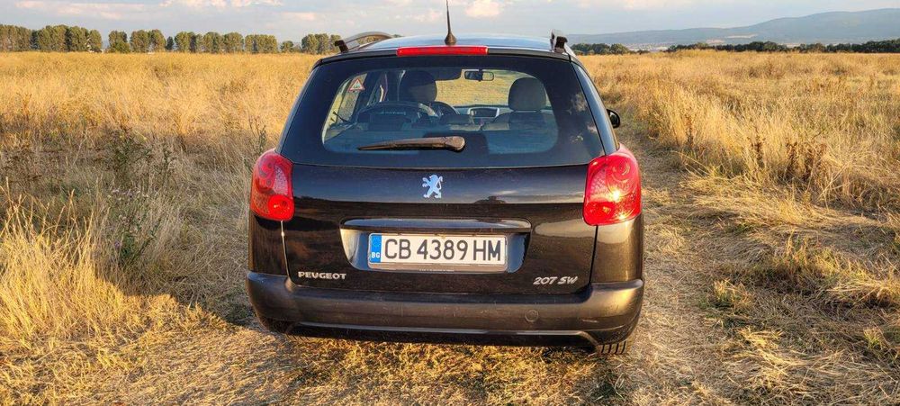 Продавам Пежо 207 бензин газ