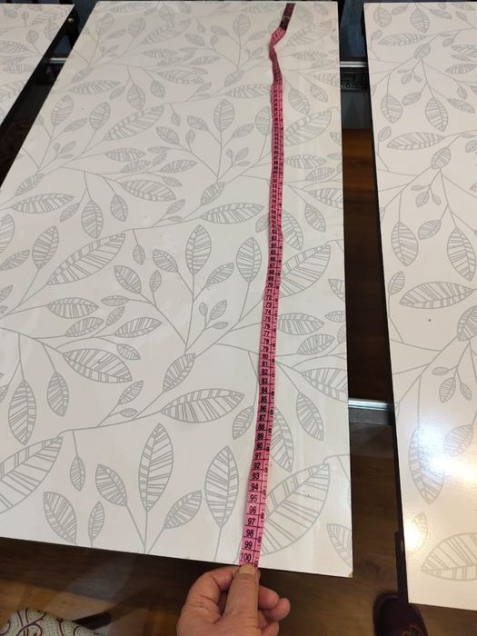 Кухонный стол со стульями