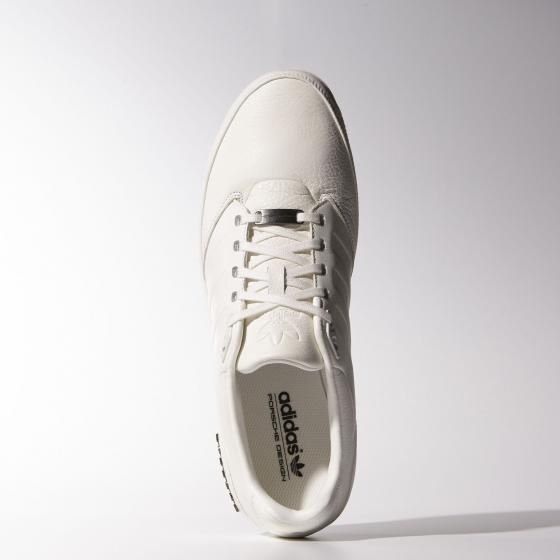 Кроссовки Adidas, гиганты, (49 разм)