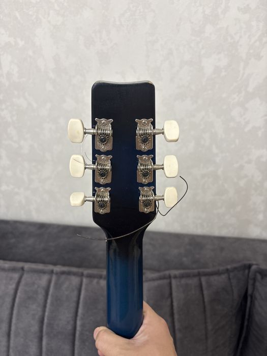 Продам гитару в отличном состоянии