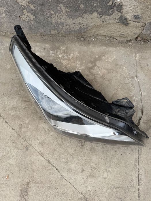 Хюндай Акцент 2014 Фара