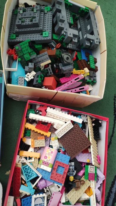 Продам Лего и прочее