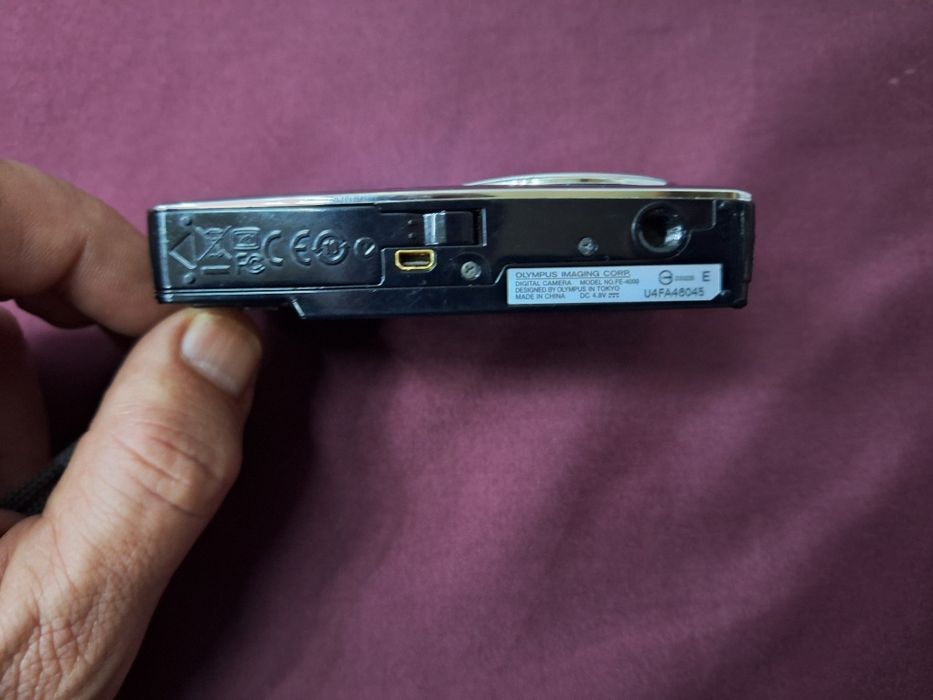 OLYMPUS FE-4000 12 Mp