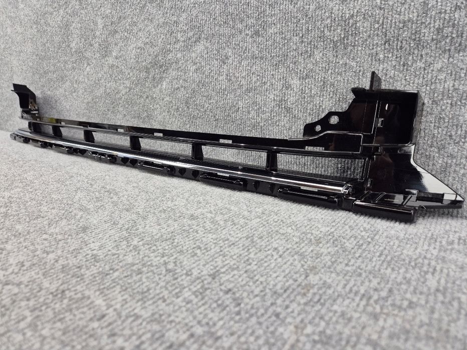 Grila inferioara cu crom Audi A6 C7 facelift 2014-2018 NOUA