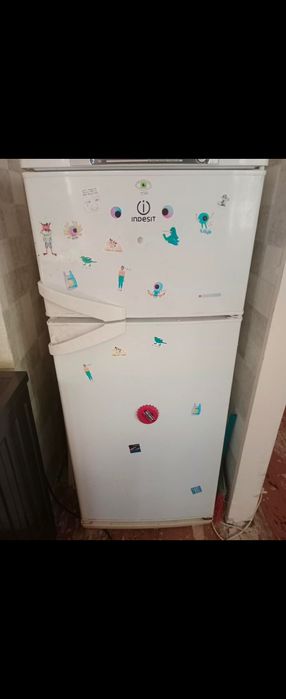 Отдам холодильник