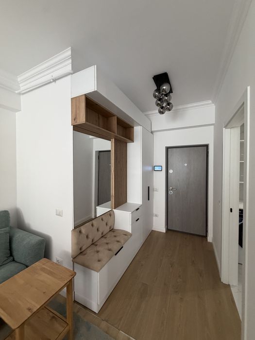Inchiriez apartament
