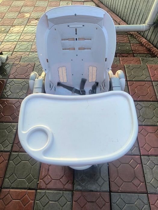 Стульчик для кормления tatamia