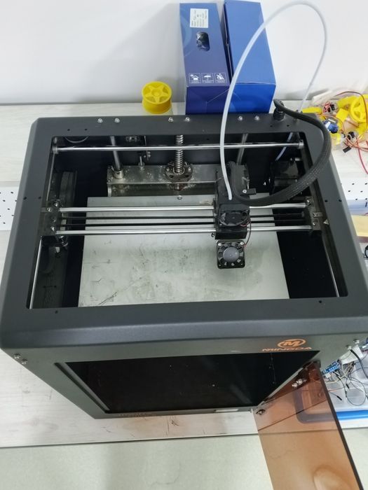 3д принтер Mingda Guitar 8