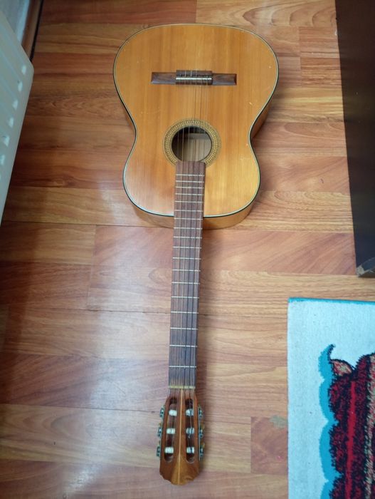 Chitara acustica
