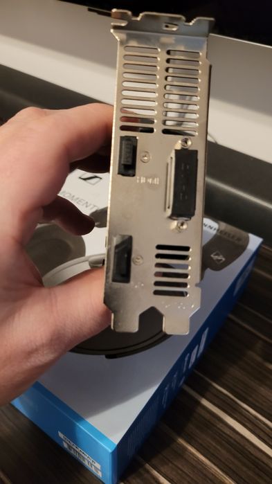 Vand pc gaming fara placa baza