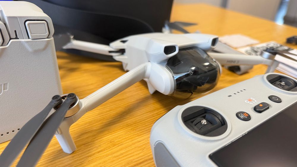 DJI Mini 3 Fly More Combo RC