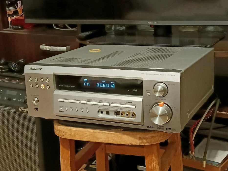 Pioneer VSX-D814.