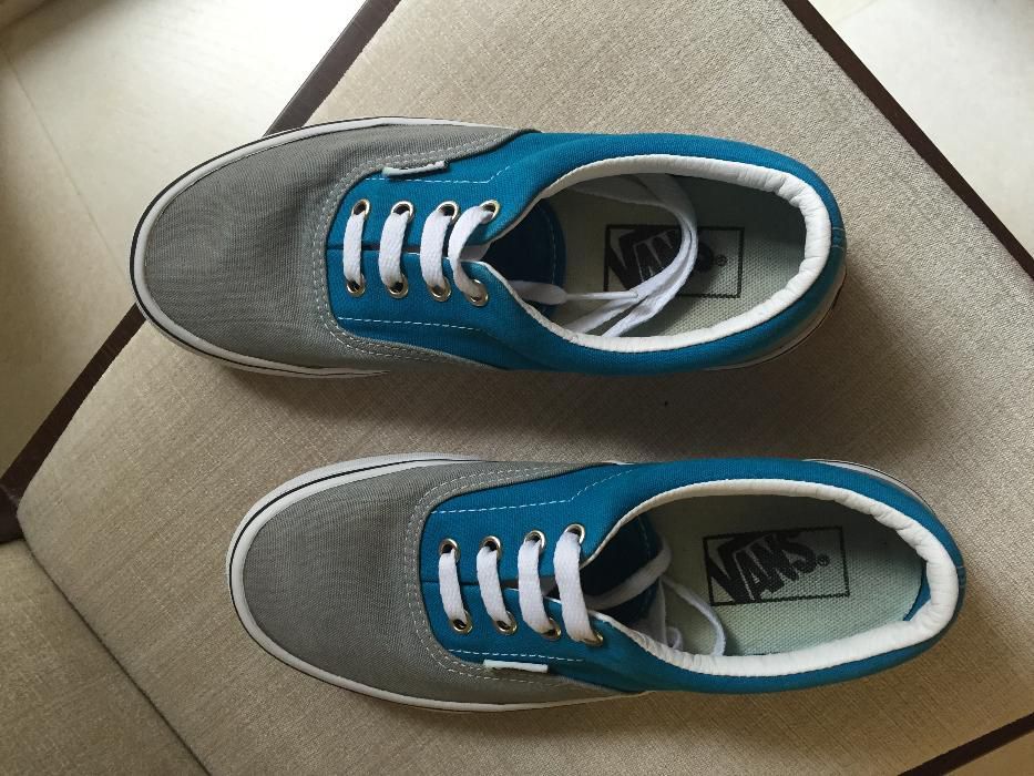 Оригинални кецове VANS (2 броя) - 37 номер