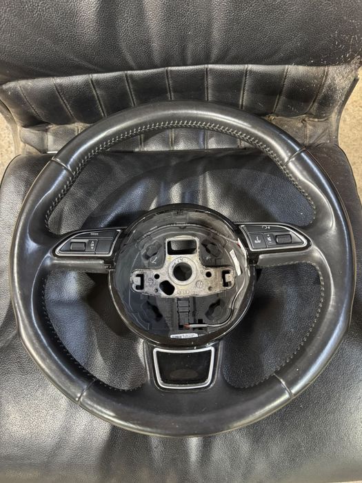 Volan audi A4 B8