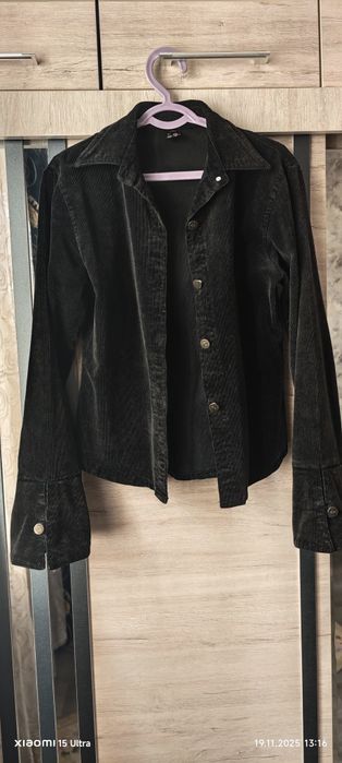 Продаю женскую, модную рубашку, размер на 44