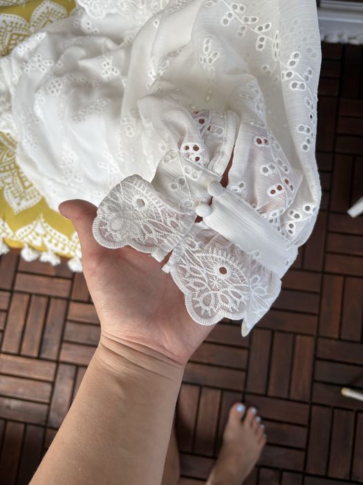 Бяла дантелена рокля H & М