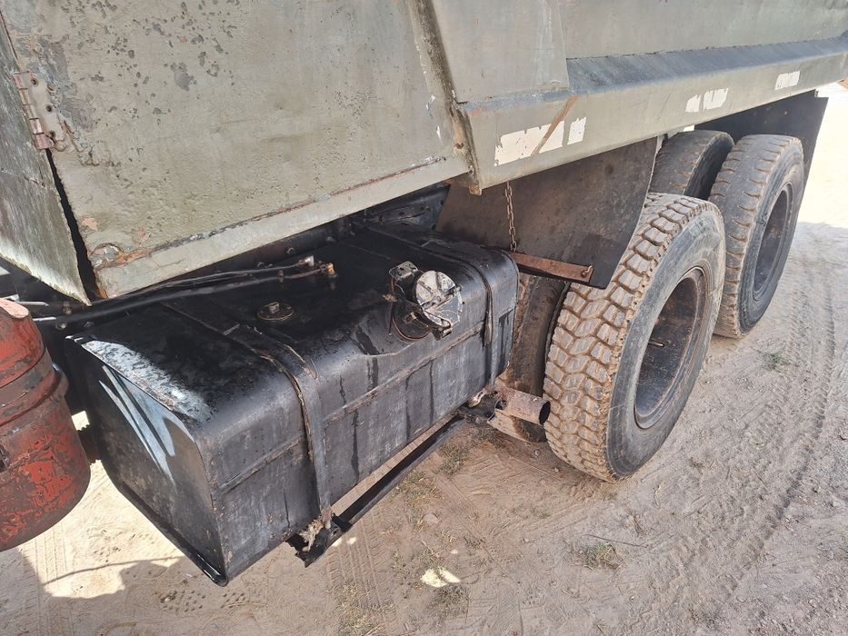 Kamaz 5511 samasval sotiladi