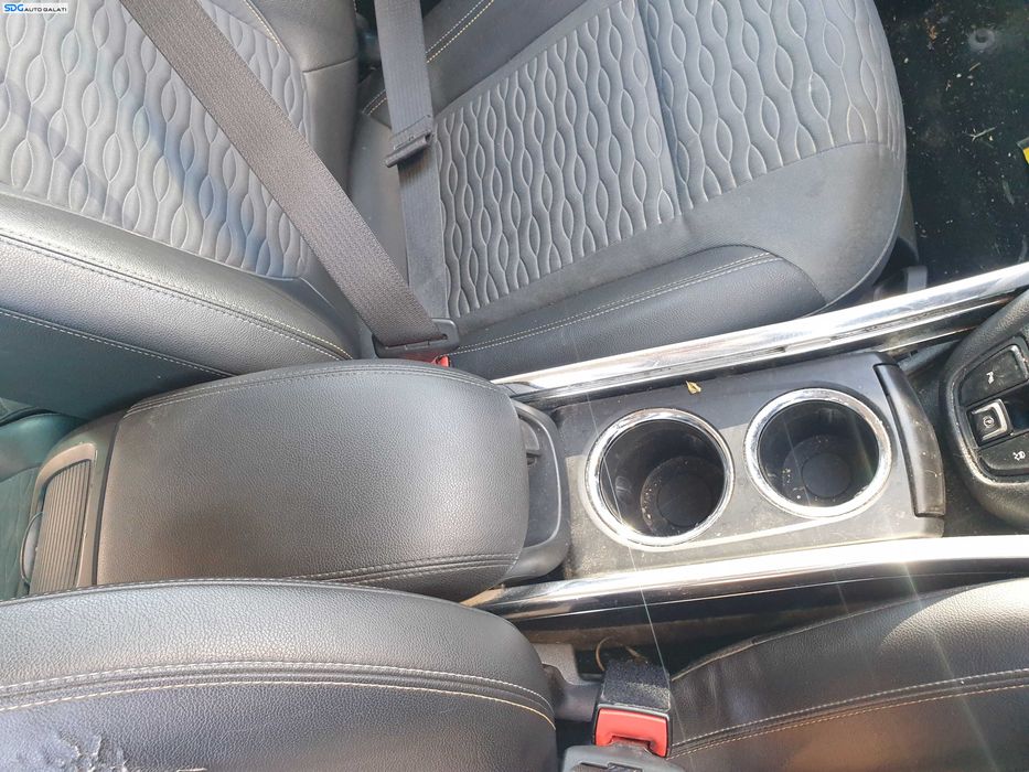 Cotiera Piele cu Consola Opel Zafira C 2011 - 2019 [K4296]