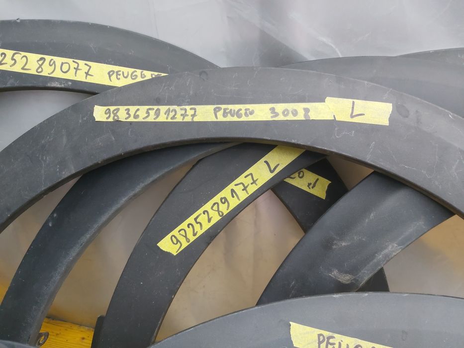 Лайсна калник пежо 3008 Peugeot 3008