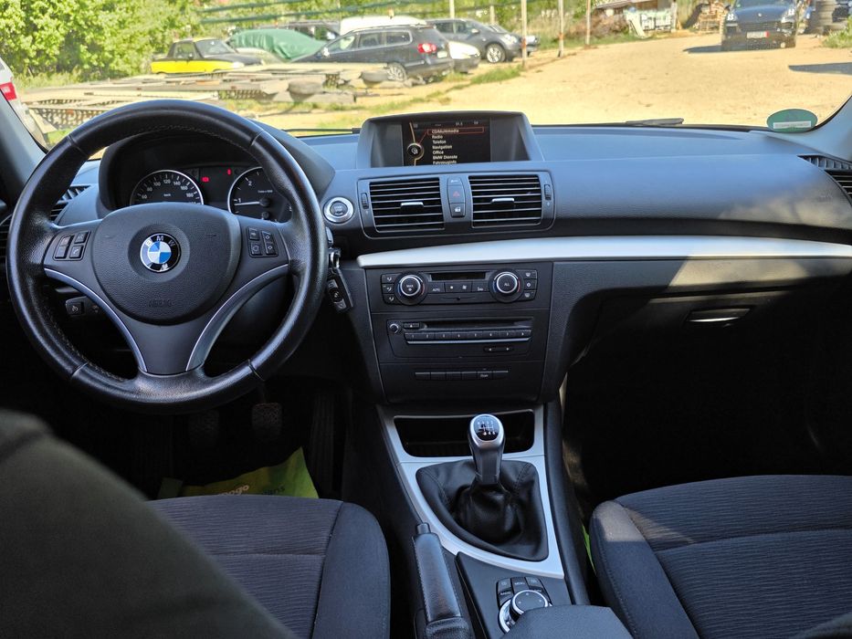 BMW 1 Series 2011 — imagine 5