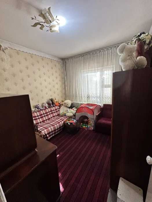 Продается 4х комнатная квартира, Район Сергели 7, №300-школа, 0837